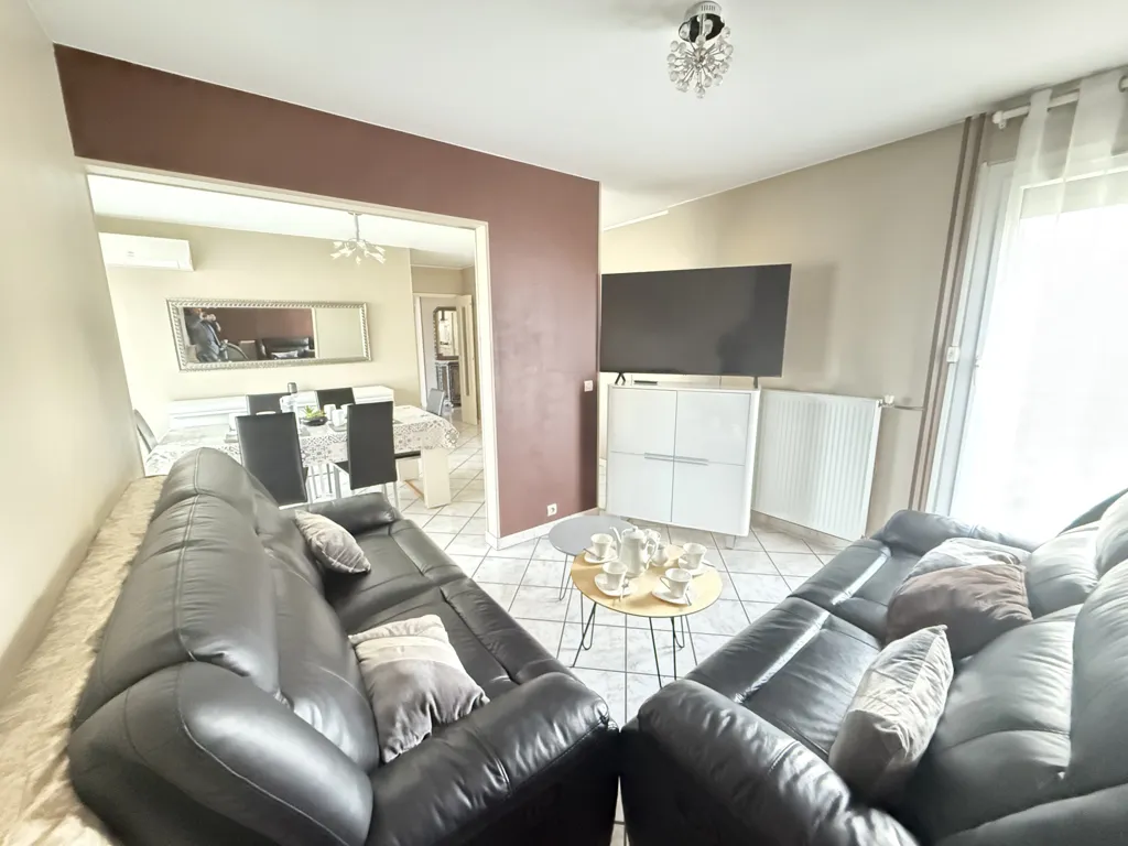 Séjour - Appartement T4 avec Véranda à Grenoble