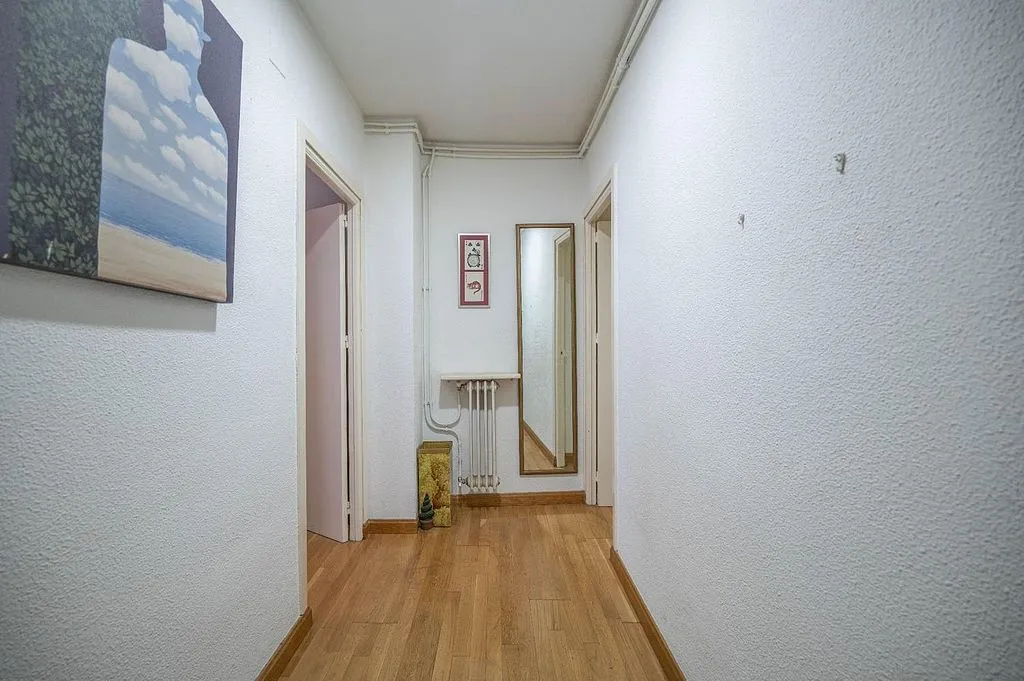 Esik - Top-Floor Flat with Balcony in Central Location