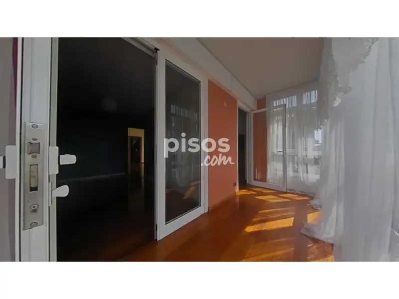 Esik - Semi-detached House in Castros, A Coruña