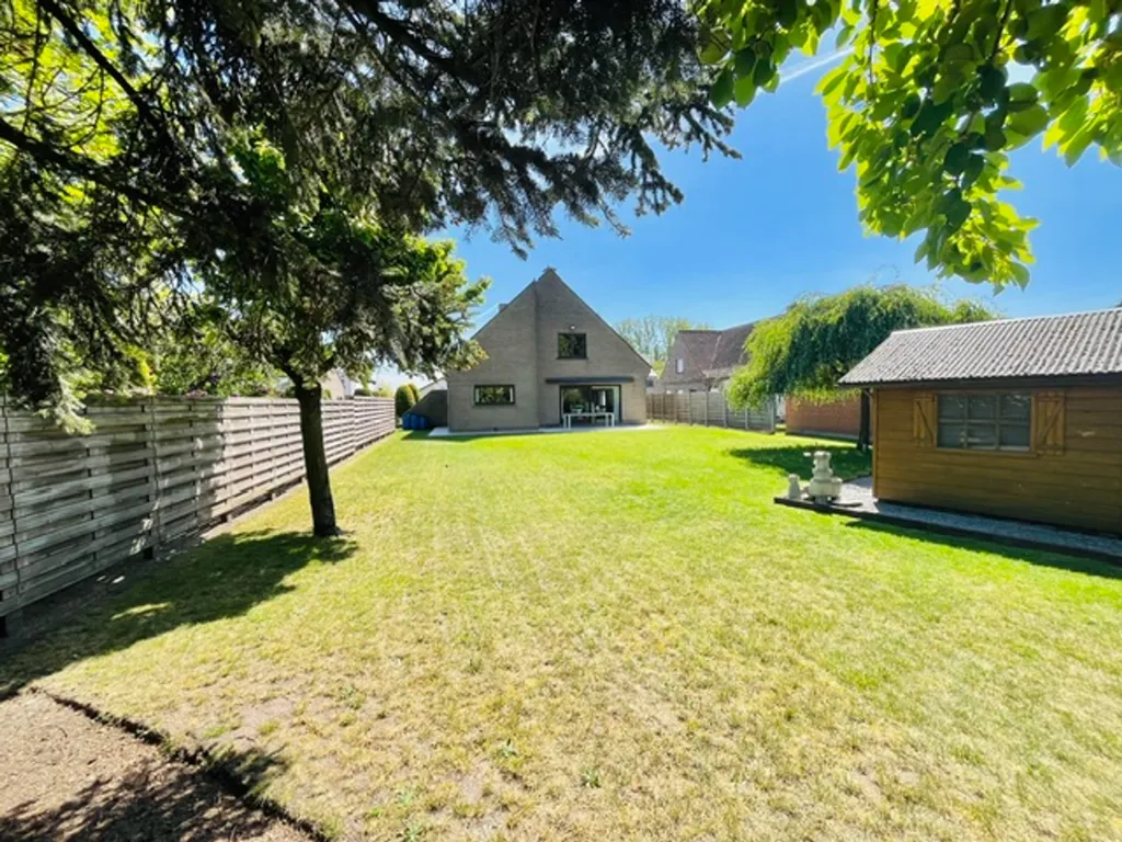 Aed - Spacious House with Garden in Aalter