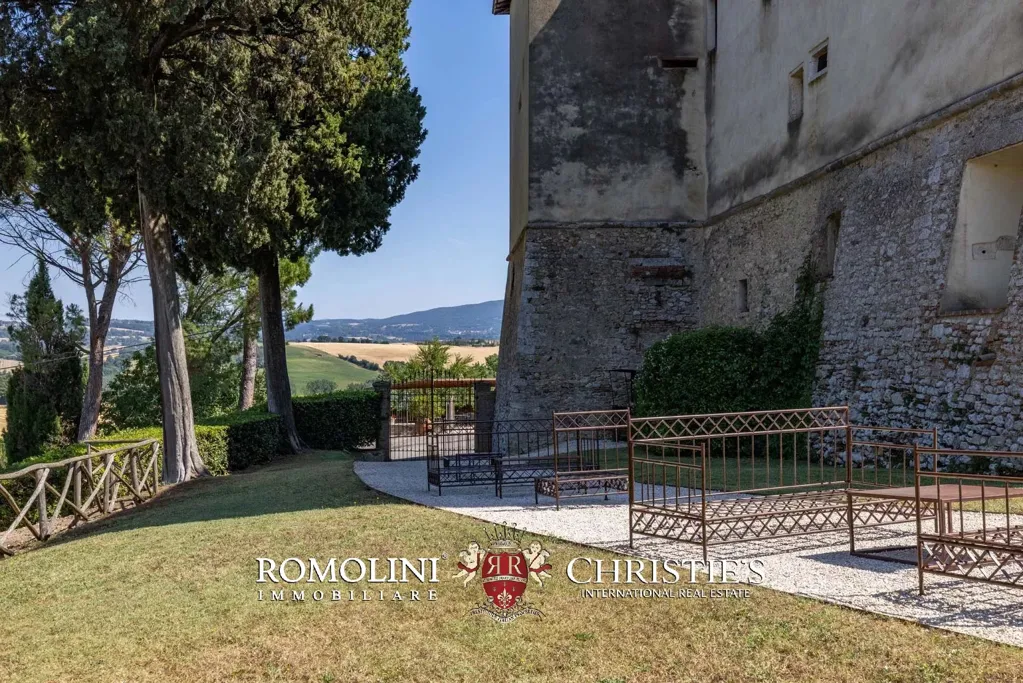 Terrass - Historic Estate with Castle in Umbria