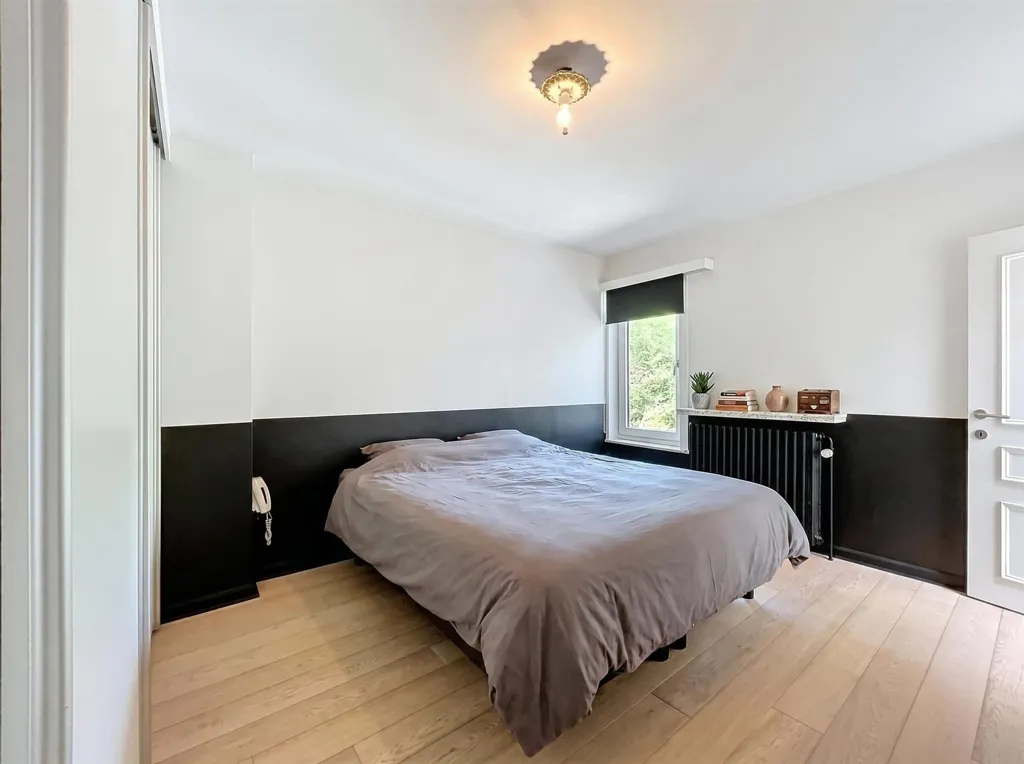 Camere da letto - Mixed-Use Building with Retail Space in Vrasene