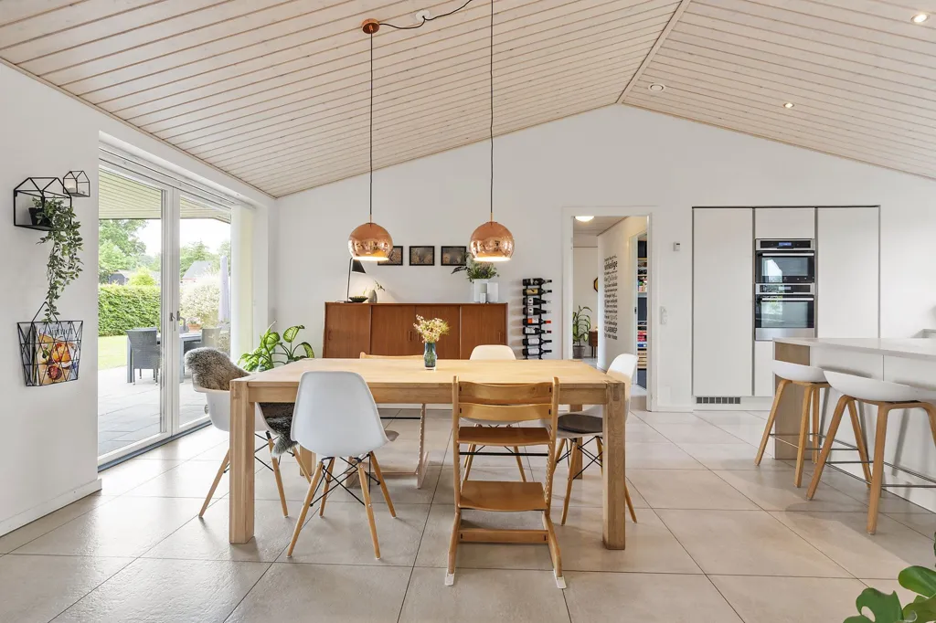 Salle à manger - Contemporary Villa with Garden in Morud
