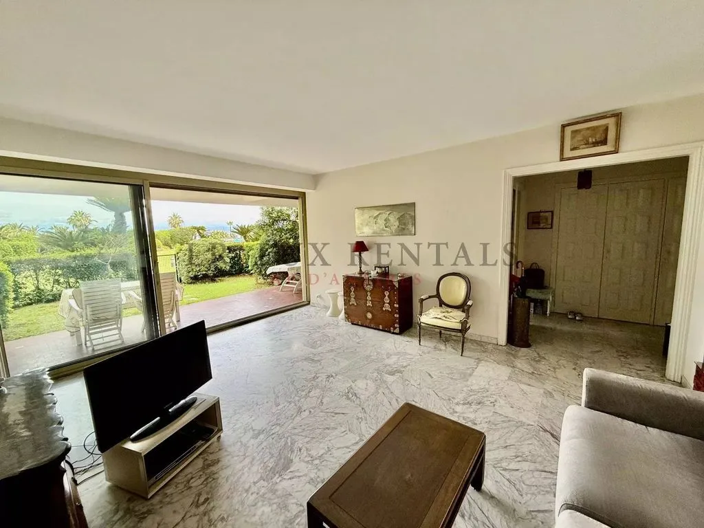 Elutuba - Luxury Flat with Pool in Antibes