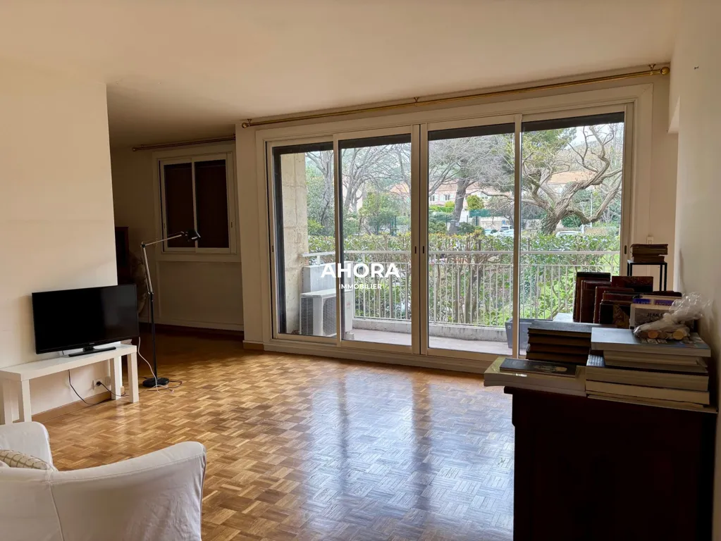 Soggiorno - Bright 2/3-Person Flat with Park View in Marseille