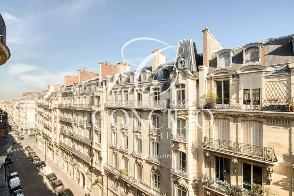 6-room apartment in Paris-17e