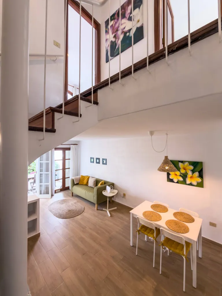Elutuba - Corner Semi-detached with Sea View in Bajamar