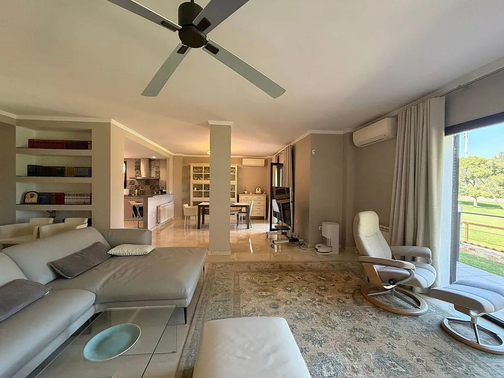 Elutuba - Villa with Pool and Golf Views in Villas y Golf