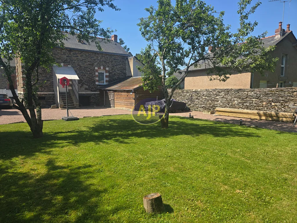 Giardino - Rustic Stone House with Garden in Guemene Penfao