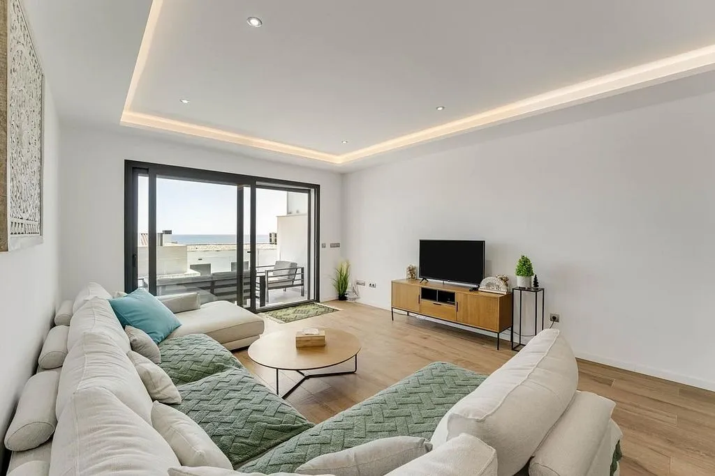 Séjour - Duplex with Sea View and Pool in San Roque
