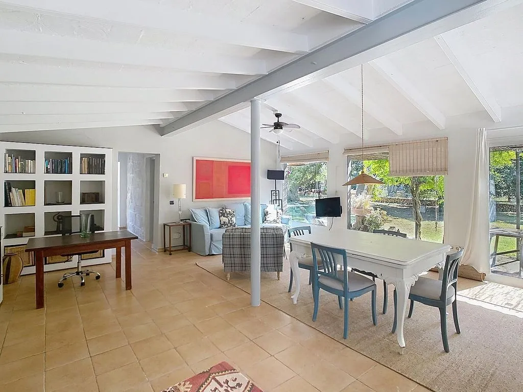 Söögituba - Rustic House with Pool and Terrace in Ciutadella