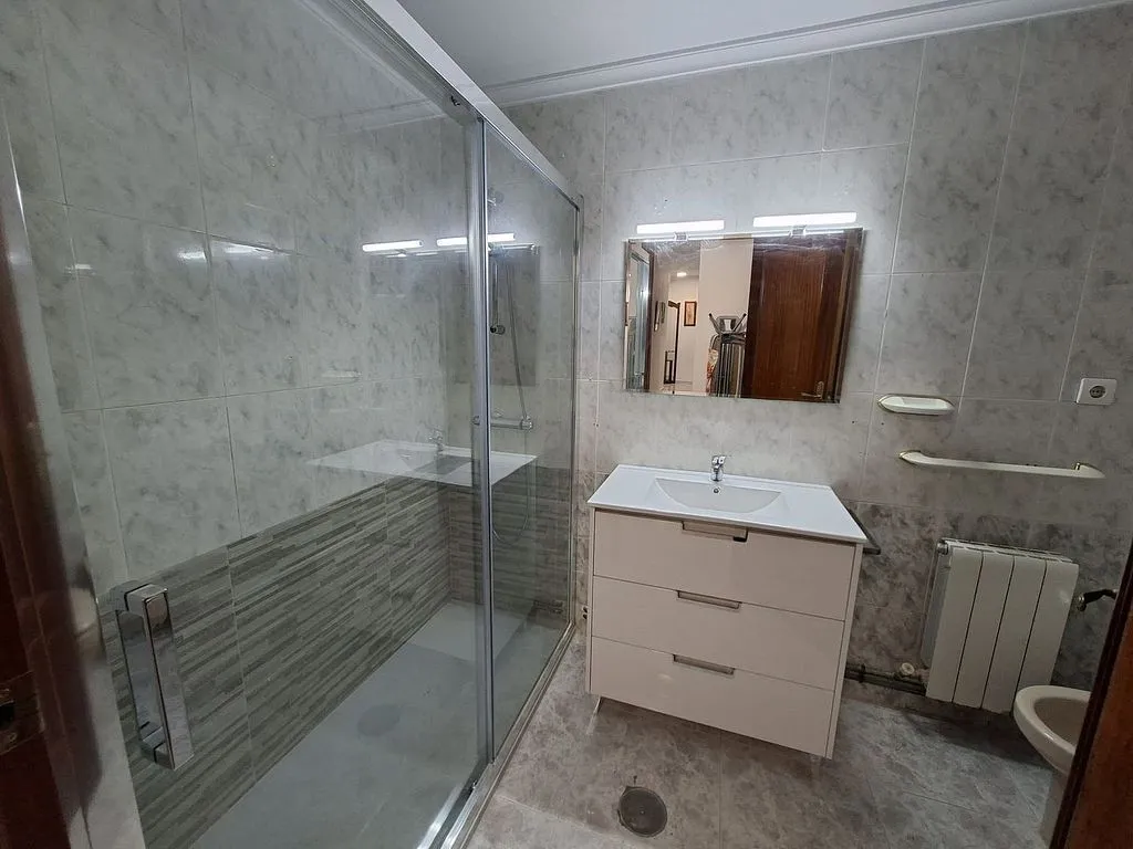 Salles de bain - Furnished Flat with Terrace in Plasencia
