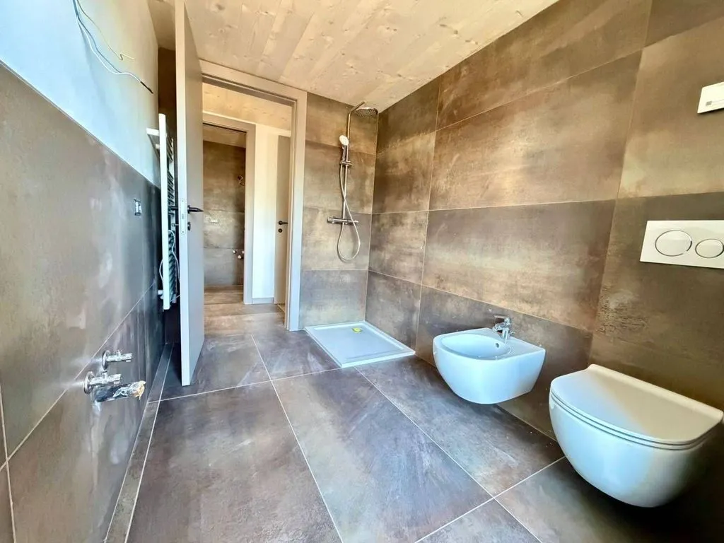 Salles de bain - Luxury Flat with Lake View in Riva del Garda