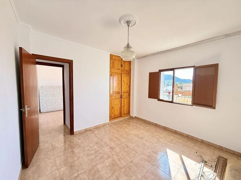 Toad - Chalet with Terrace in Periana
