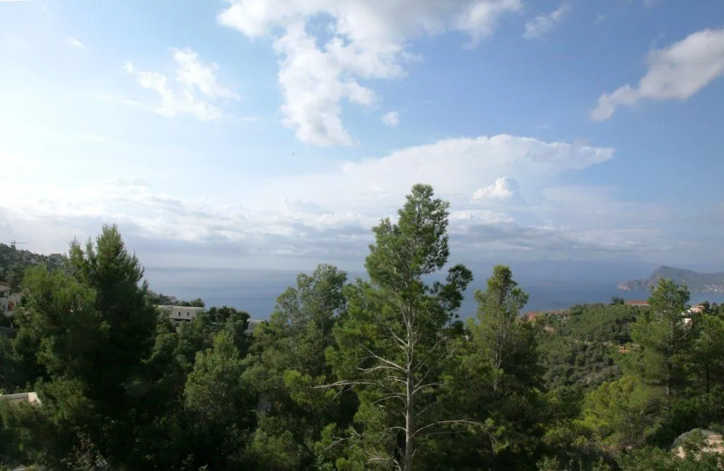 Jardin - Building Land with Panoramic Views in Altea