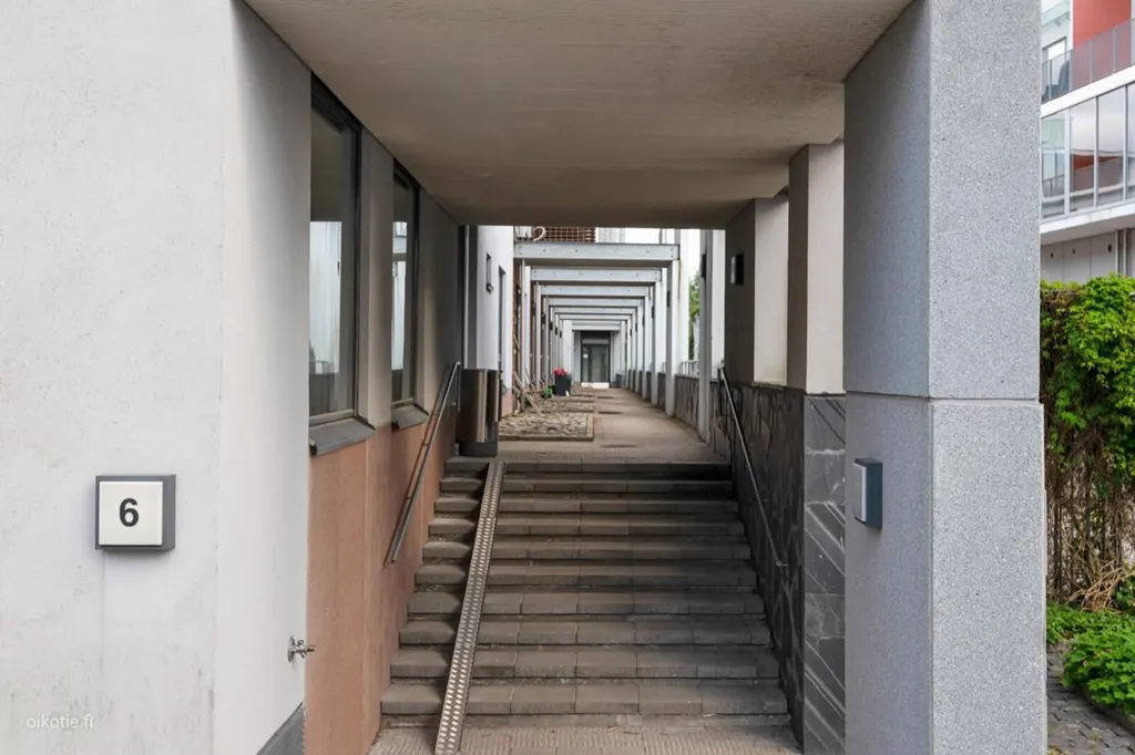 Ingresso - Modern Flat with Balcony in Viikinmäki, Helsinki