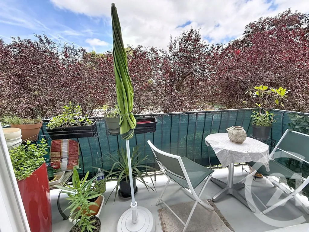 Terrazza - 3-Bedroom Apartment with Balcony in Gonesse