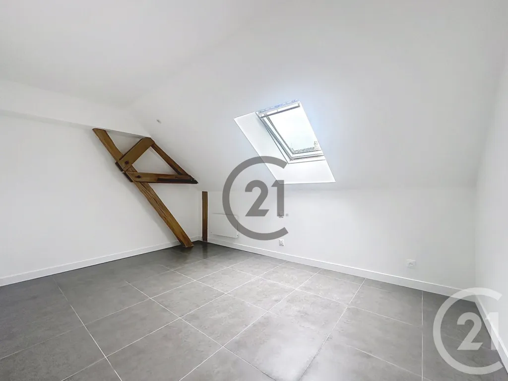 Pièces - Appartement 4 Pièces avec Jardin à Saint-Clément