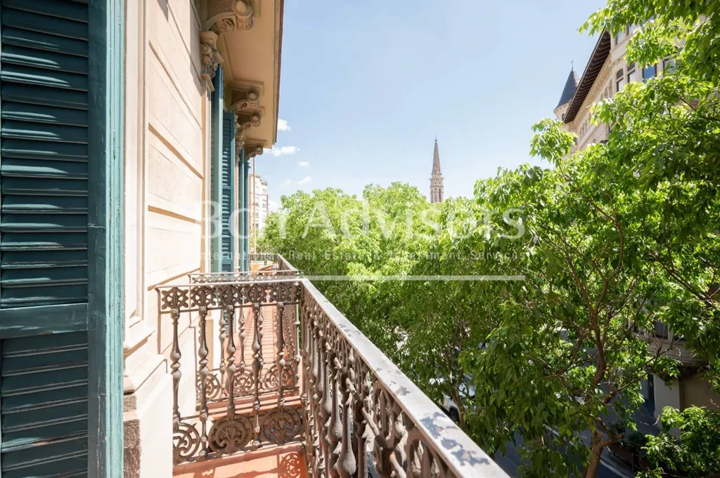 Rõdu - Refurbished Apartment with City Views in Dreta de l'Eixample