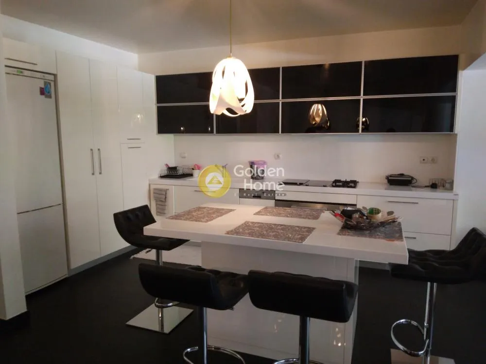 Appartement 10 pièces à GR