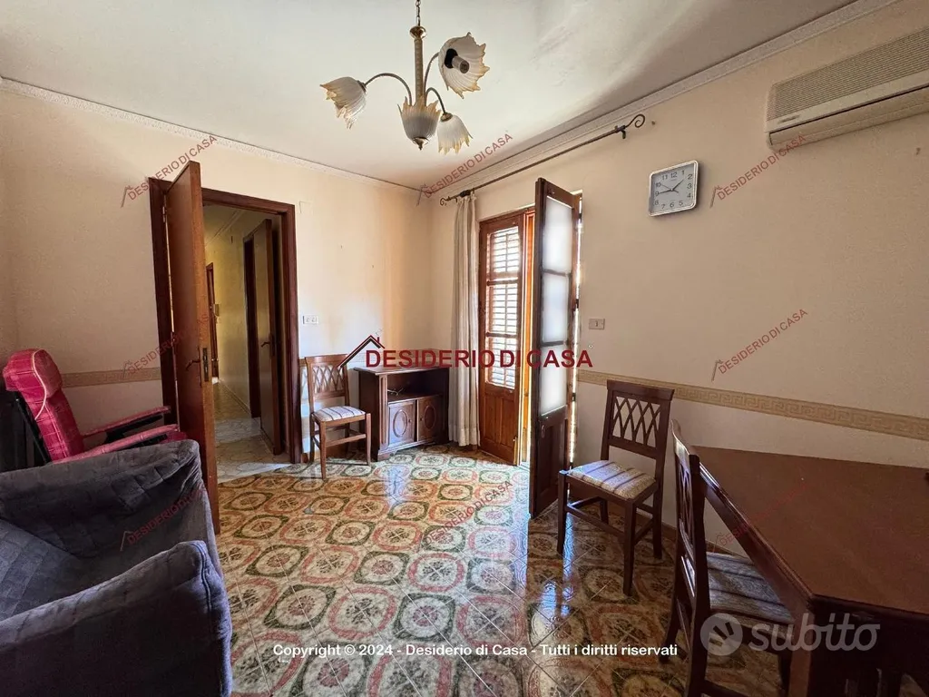 Elutuba - Furnished Apartment with Balcony in Castelbuono