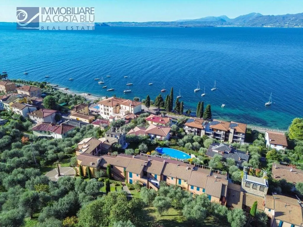 Vista aerea - Luxury Apartment with Pool in Torri del Benaco