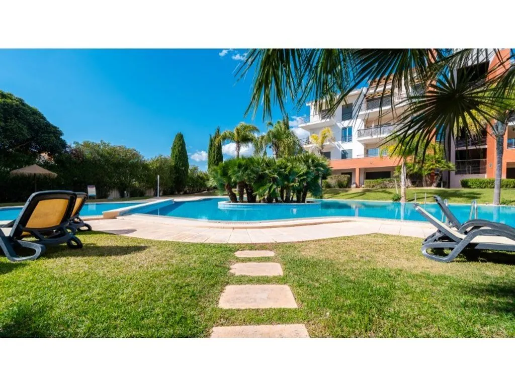 Piscine - Luxury Apartment with Golf Views in Vilamoura
