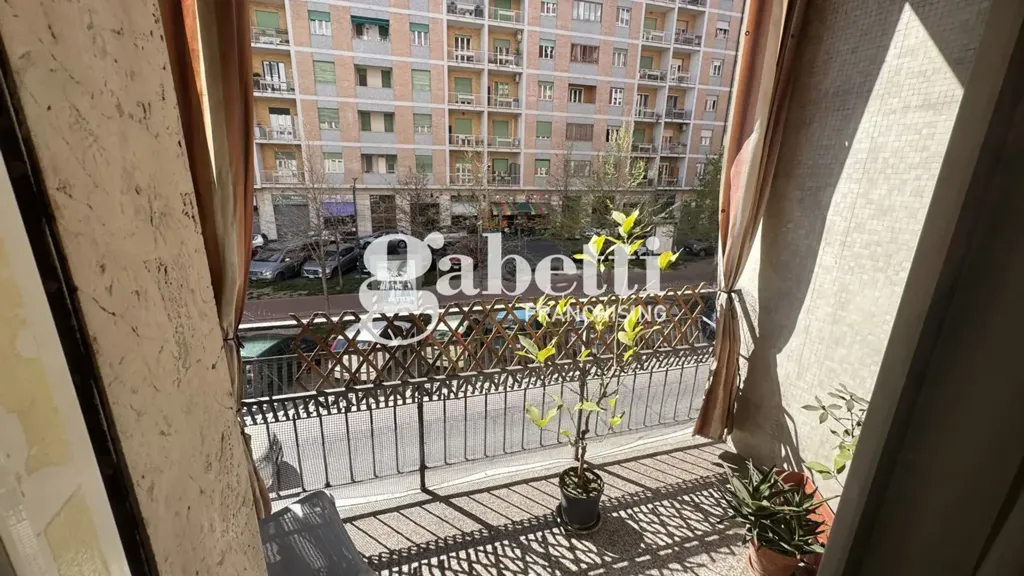 Balcon - Rented Triplex with Balconies in Turin