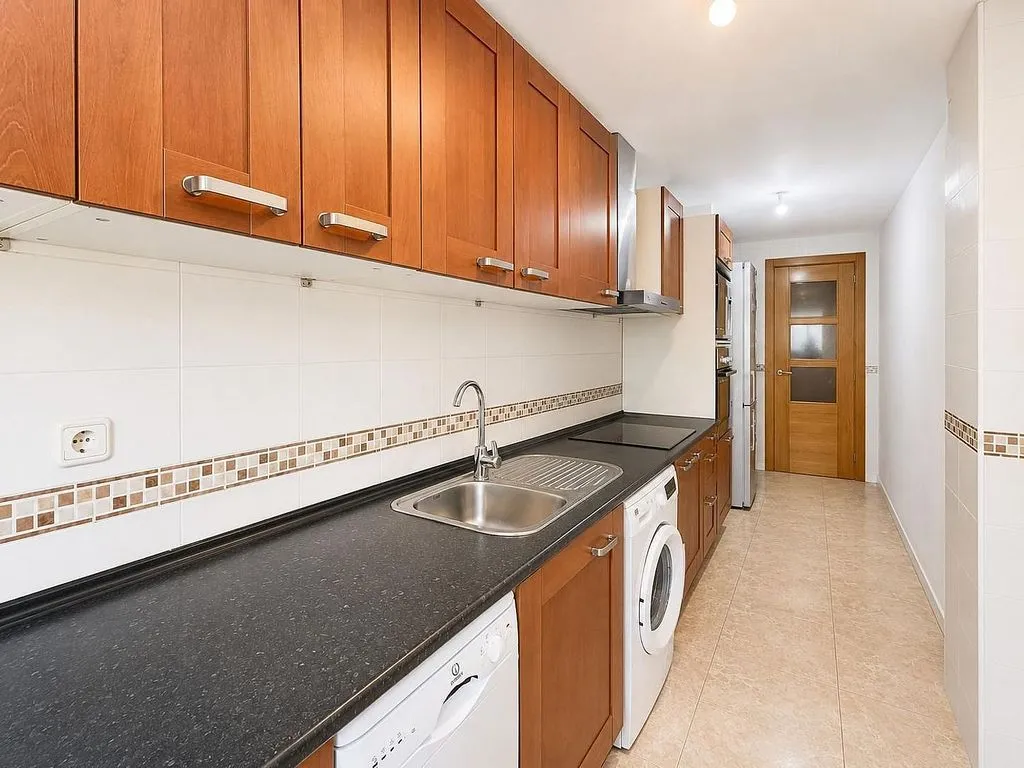 Cuisine - Bright Apartment with Pool in Alameda de la Sagra