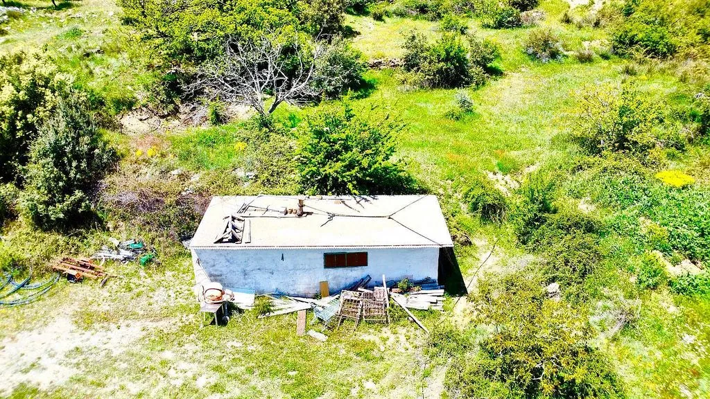 Õhuvaade - Rustic Finca with Water Source in Sierra de Júbar