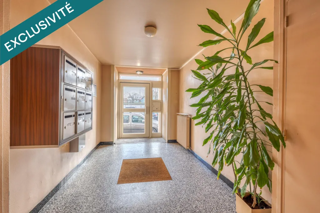 Ingresso - Apartment with Balcony in Champigny-sur-Marne