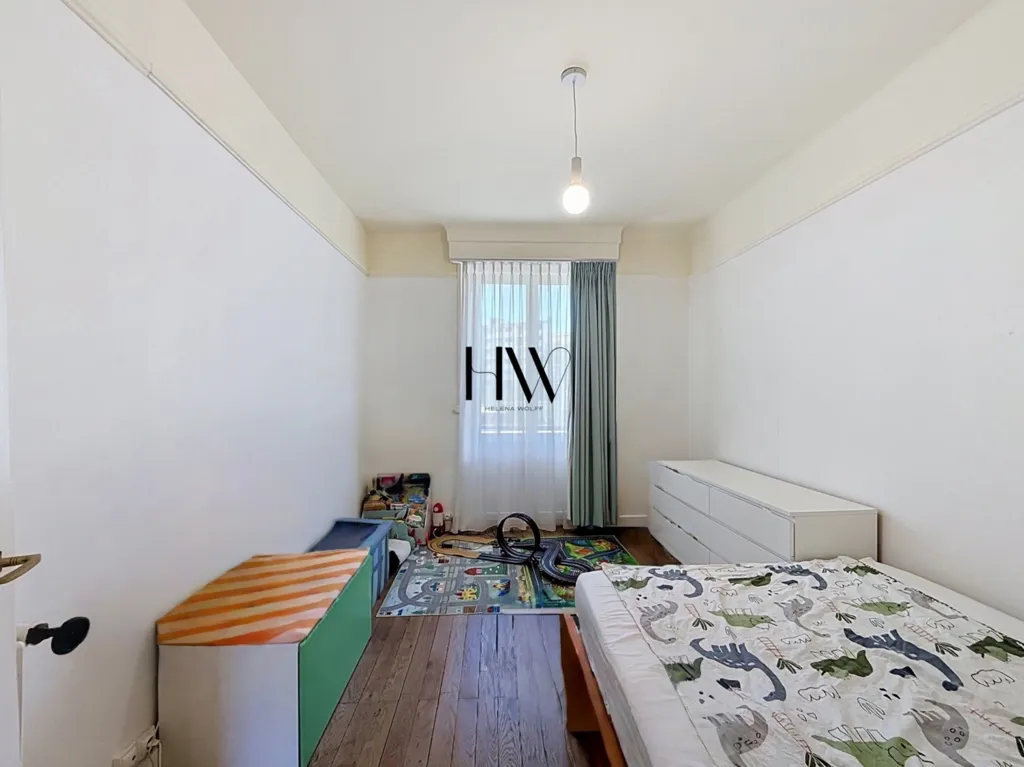 Bedrooms - Haussmannian Flat with Balcony in Annemasse Centre