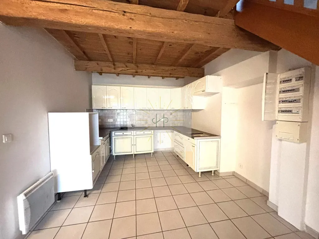 Cuisine - Ensemble Immobilier avec Jardin à Montélimar