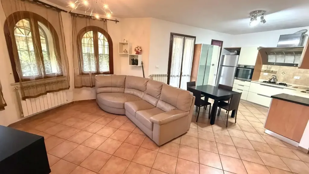 Séjour - Ground Floor Apartment with Private Garden in Luni