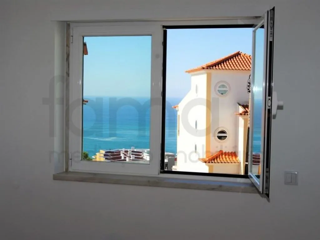 Toad - Remodelled House with Sea View in Ericeira
