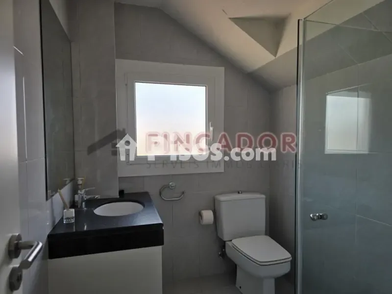 Appartement 4 chambres à ES