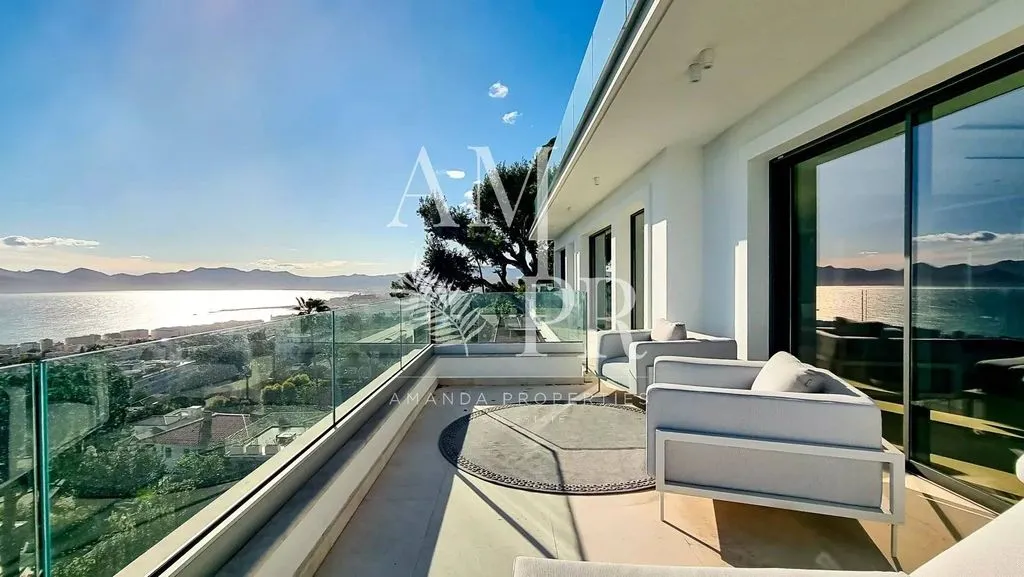 Balcon - Villa Luxe avec Vue Mer à Cannes