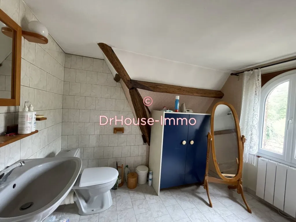 Salles de bain - Maison de Caractère avec Jardin Paysager à Choux
