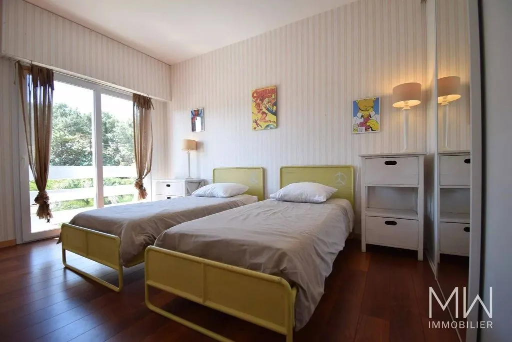 Chambres - Villa Luxueuse avec Piscine à Cap Ferret