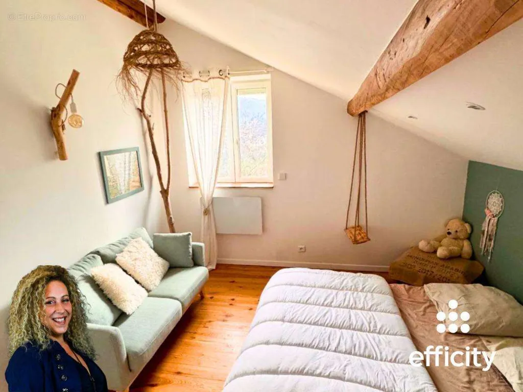 Bedrooms - Charming House with Loire River Access in Aurec-Sur-Loire