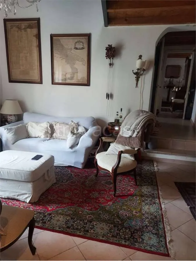 Elutuba - Historic Centre Apartment with Balcony in Formia