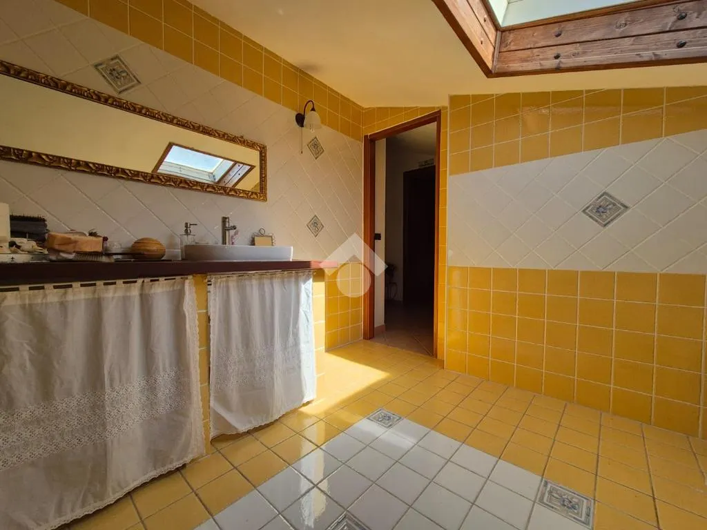 Salles de bain - Villa with Panoramic View in Ponzone