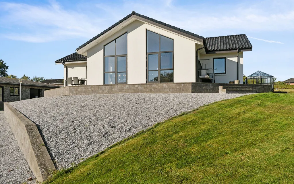 5-room house in Sindal