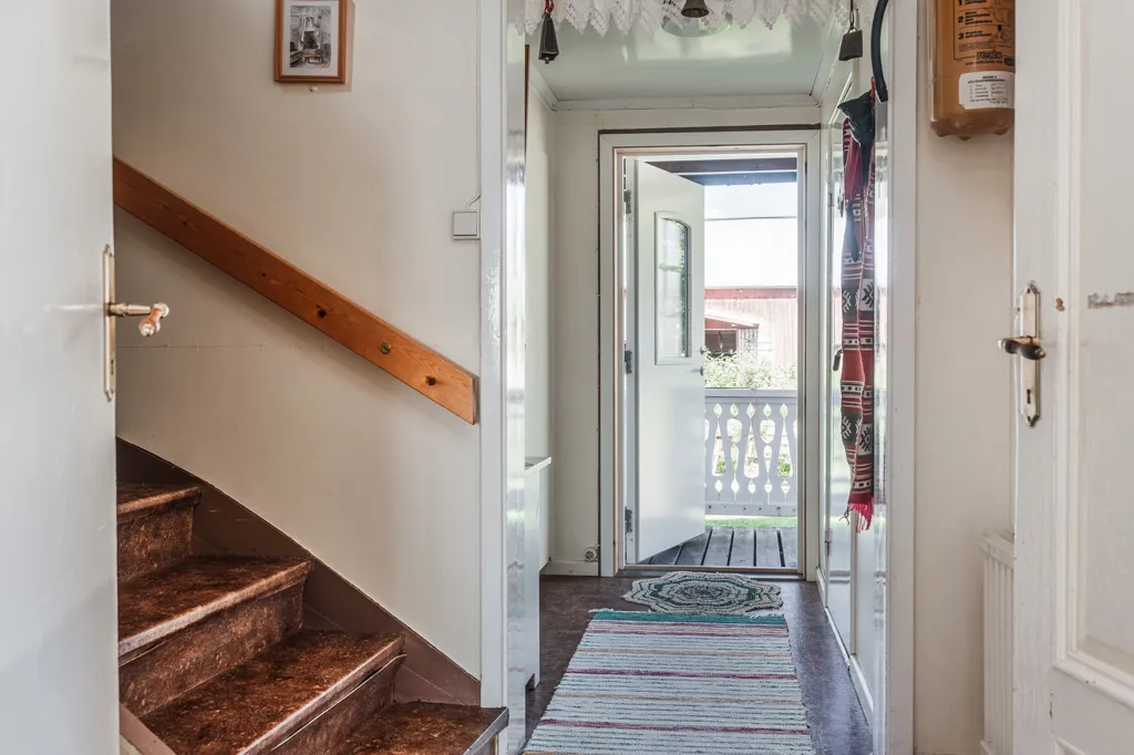 Esik - 1½-Storey Villa with Garden in Junsele