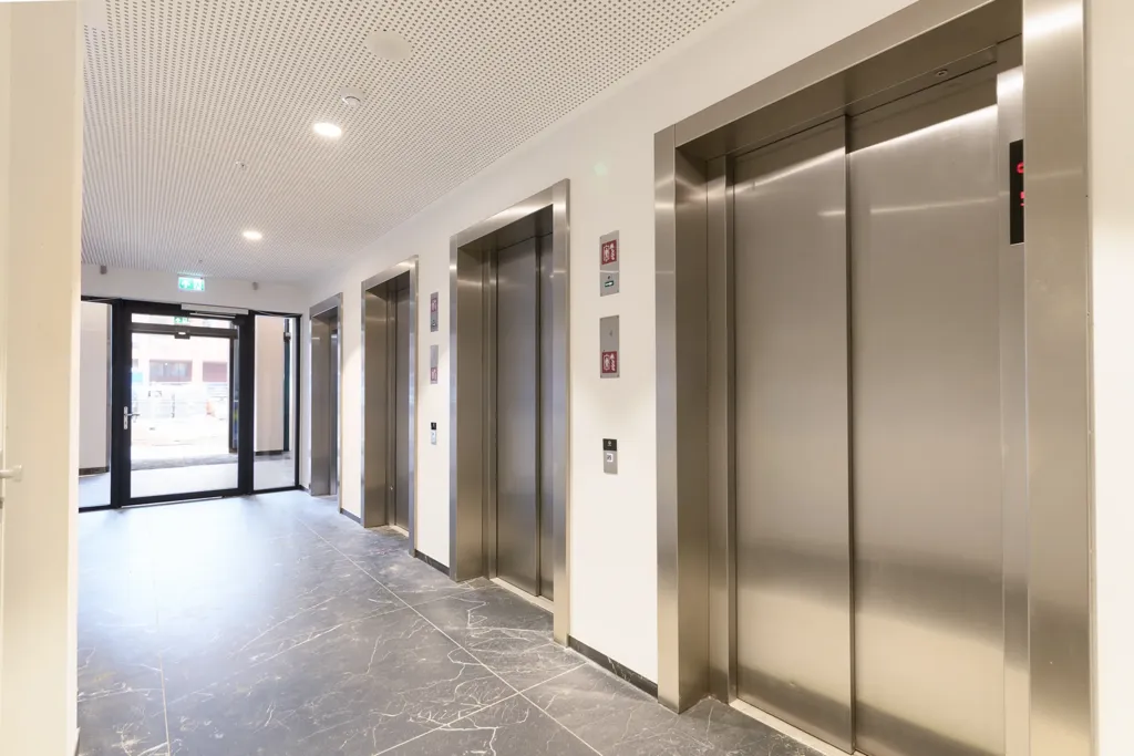 hallway_entrance