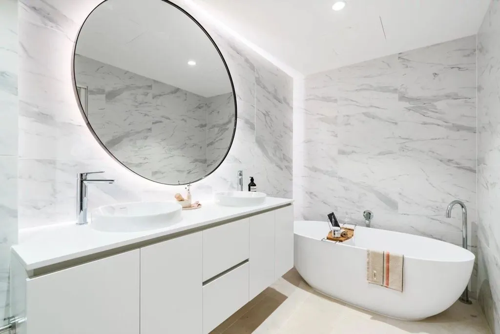 Bathrooms - Duplex with Terrace and City View in Colombes