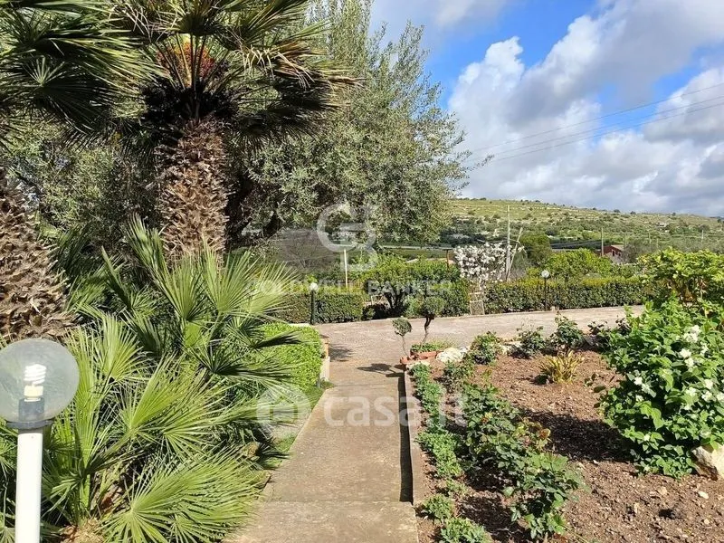 Jardin - Traditional House with Garden in Modica