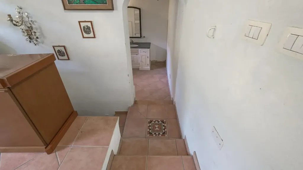 Pièces - Restored House with Private Courtyard in Modena