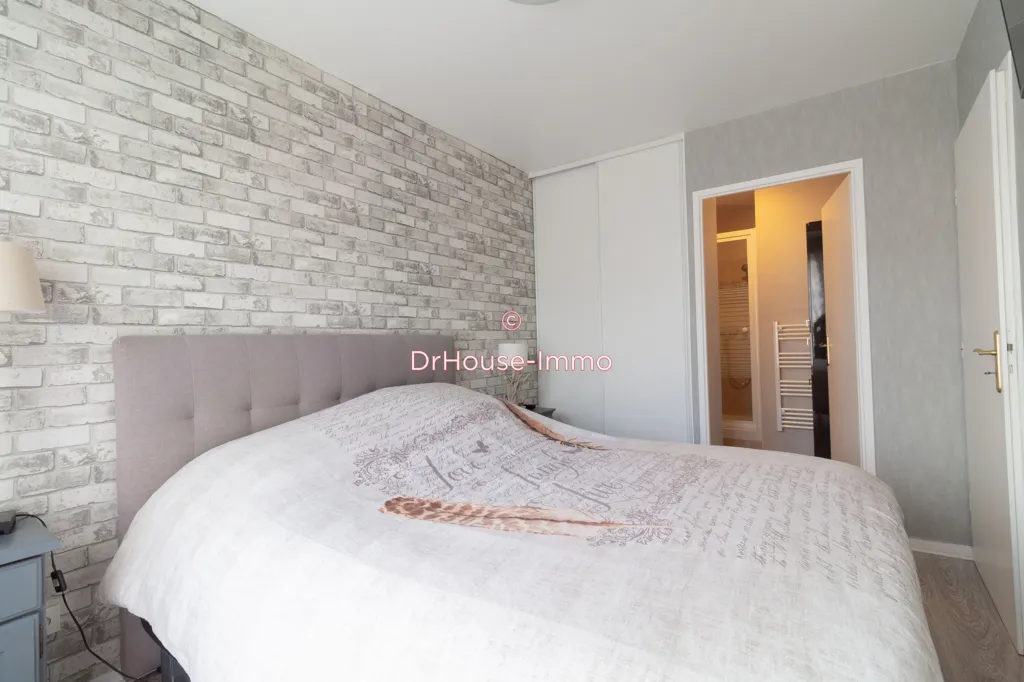 Magamistoad - Renovated Flat with Balcony in Trappes