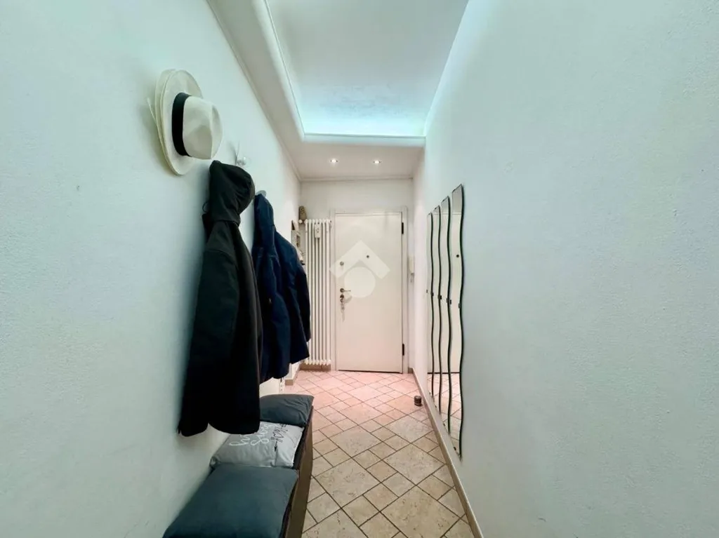 Entrée - Quadrilocale with Sea View Balcony in Noli